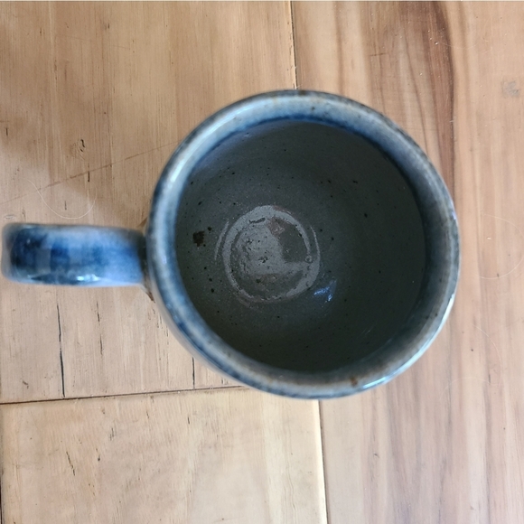 Vintage Handmade Ceramic Glazed Mug - Picture 6 of 6